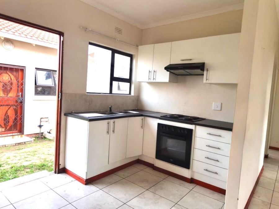 2 Bedroom Property for Sale in Cove Rock Eastern Cape